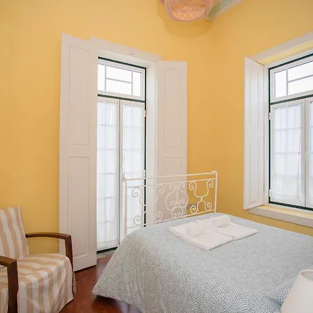 펜션 . Yellow Pavilion