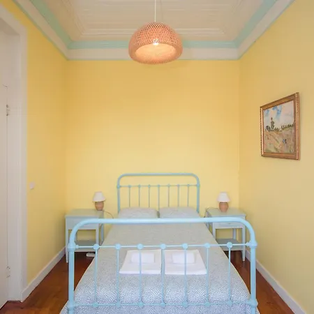 . Yellow Pavilion 펜션 토레이라