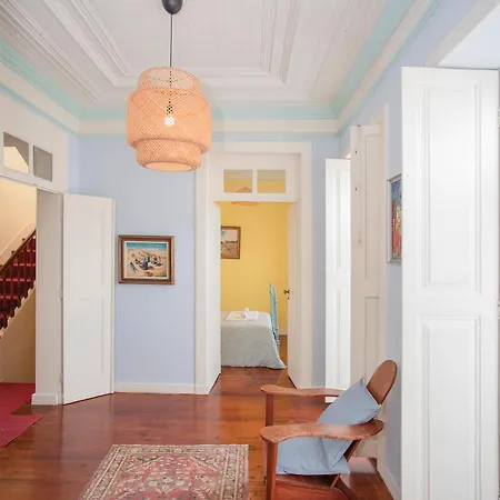 펜션 . Yellow Pavilion