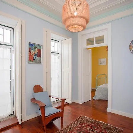 Ferienhaus . Yellow Pavilion *